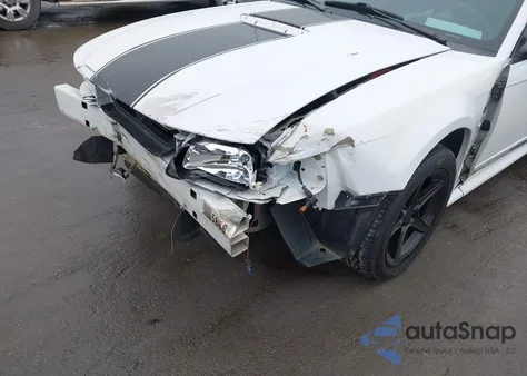 2001 Ford Mustang из США, поврежденный, VIN 1FAFP40471F170649